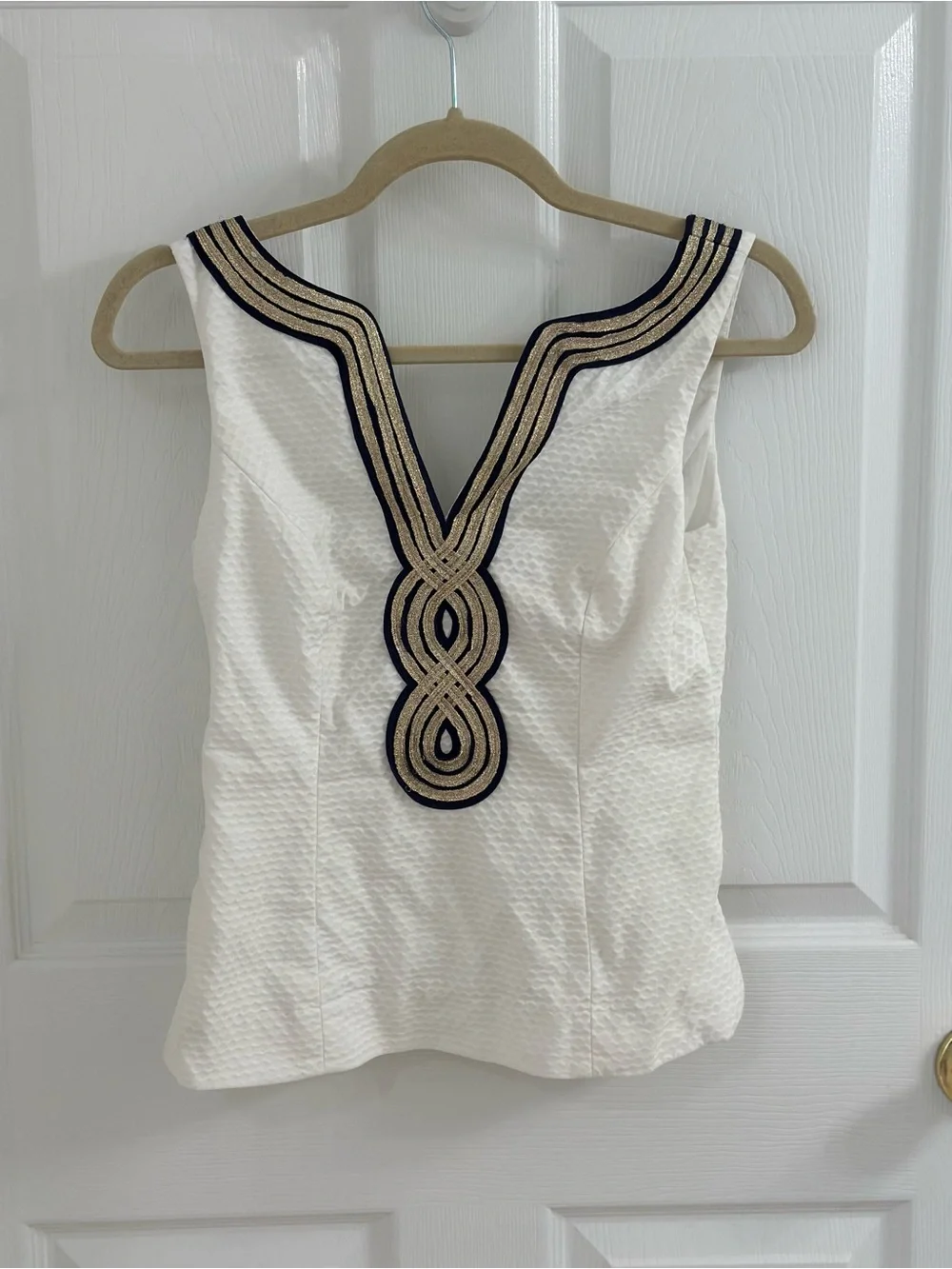 Lully Pulitzer White Embellished V-Neck Sleeveless Top